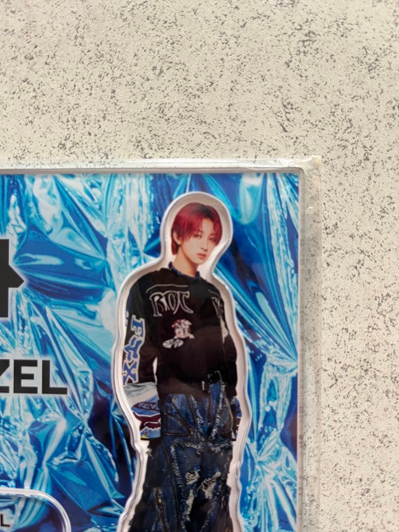 MAZZEL NAOYAアクスタ