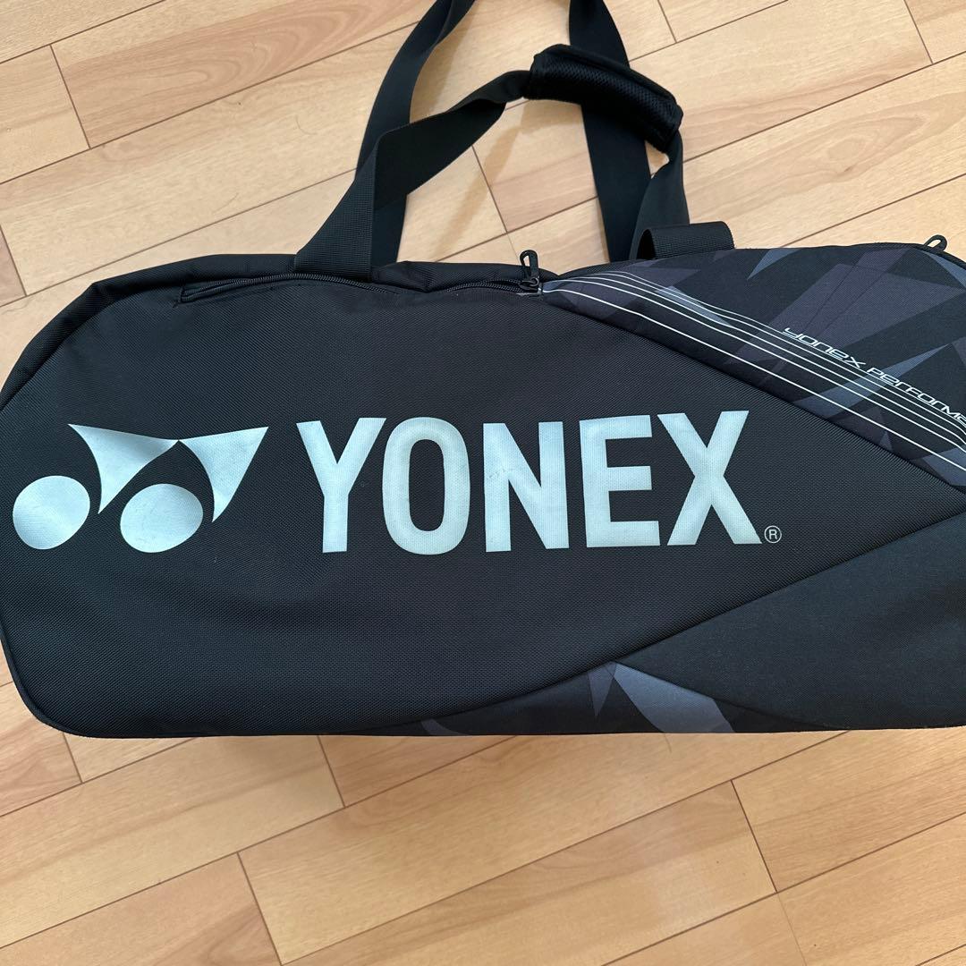 【美品】バドミントントーナメントバッグ YONEX
