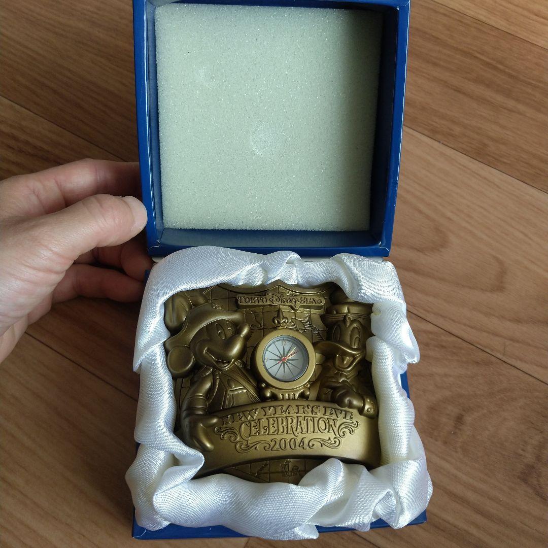 ディズニーシーカウントダウン2004年ノベルティ時計