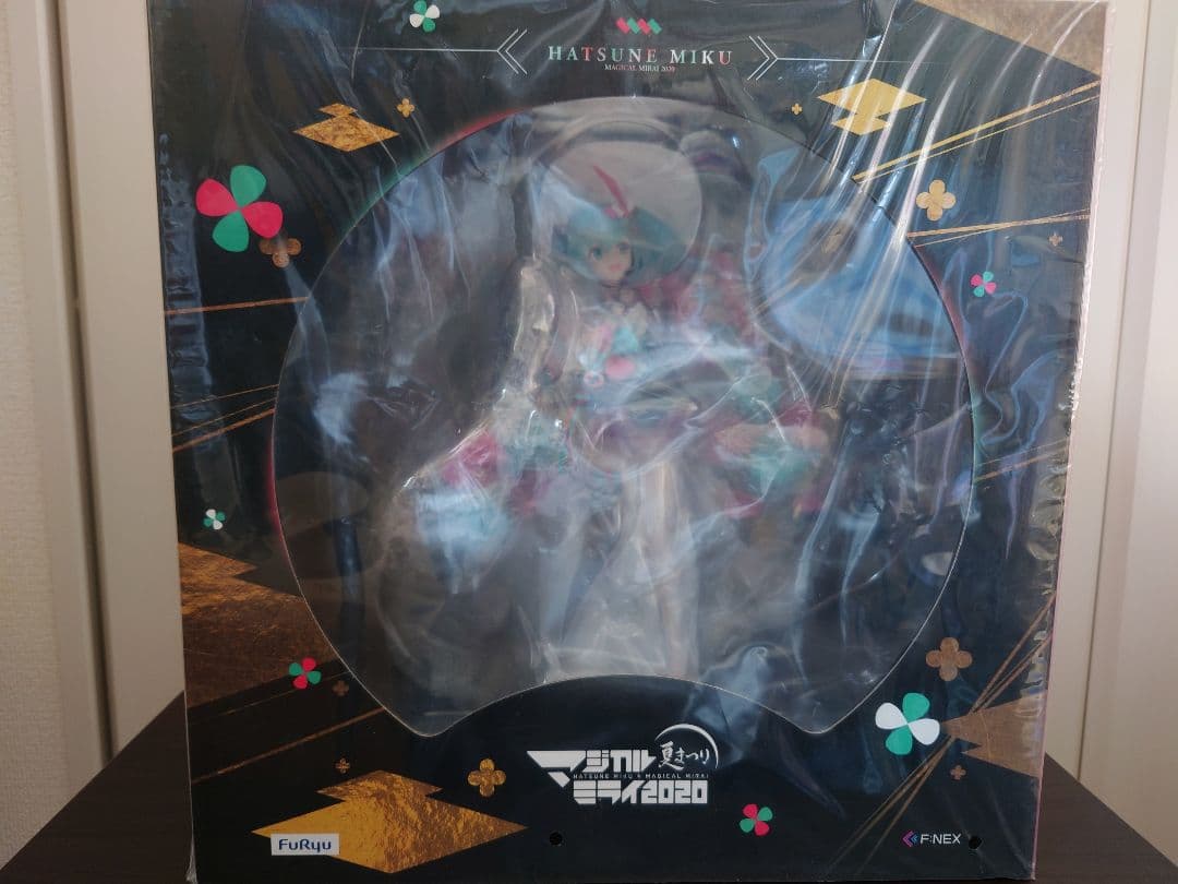 初音ミク マジカルミライ 2020 フィギュア 夏冬セット