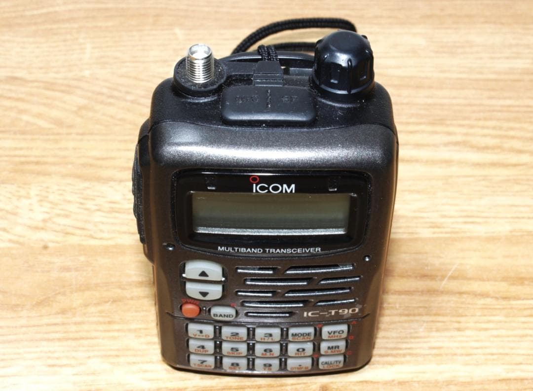 ◆ICOM MULTIBAND TRANSCEIVER　IC-T90【02】◆