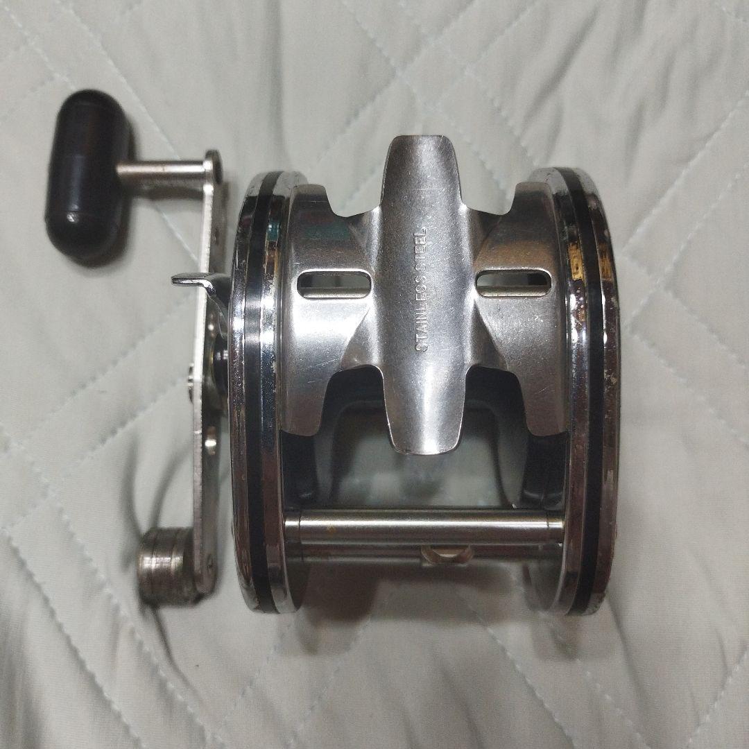 希少レア、Dynamic ST-100 フィッシングリール