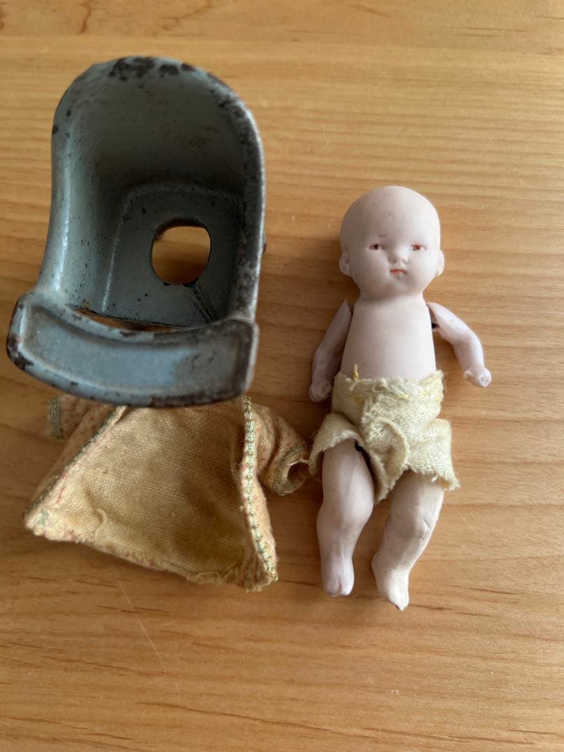 【アンティーク】ドイツ製ベビードールと椅子セット