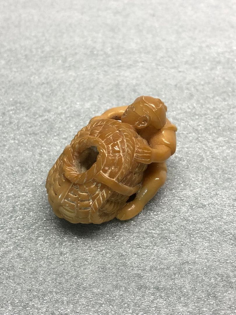 根付　時代提物　天然素材