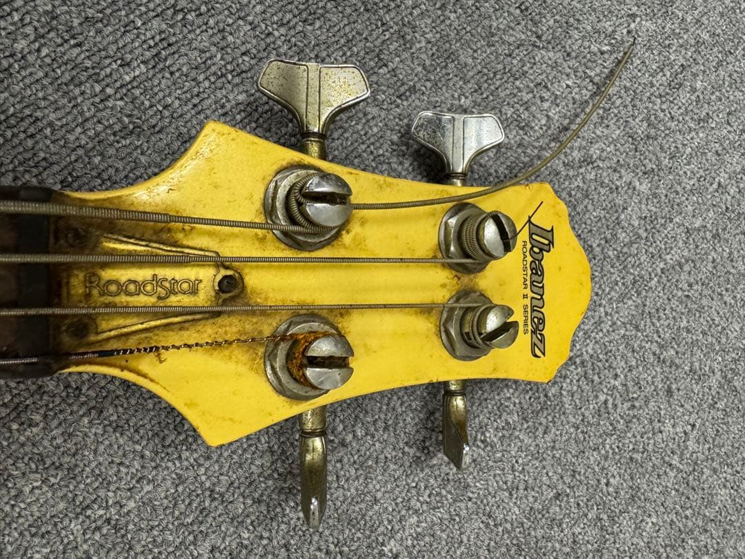 Ibanez ROADSTAR II エレキベース アイボリー