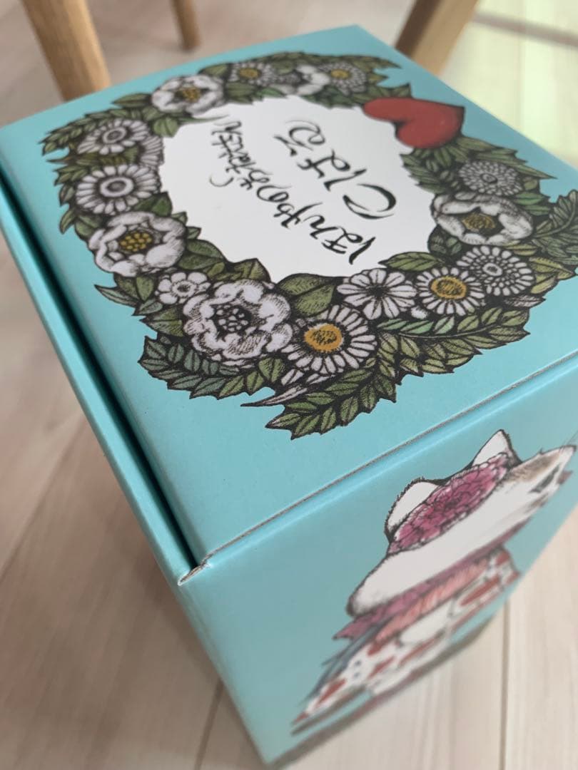 シ*ズ様 こはる　本屋のおねえさん　新品　ヒグチユウコ　猫フィギュア