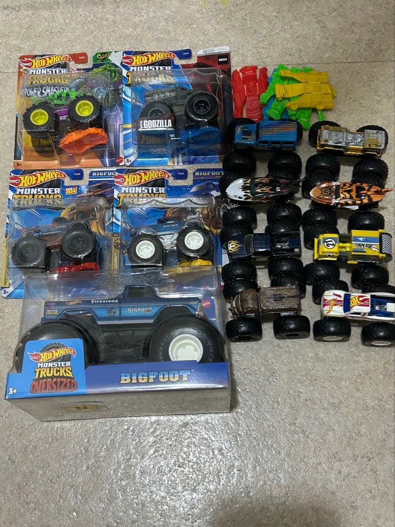 Hot Wheels モンスタートラック BIGFOOT セット　まとめ売り