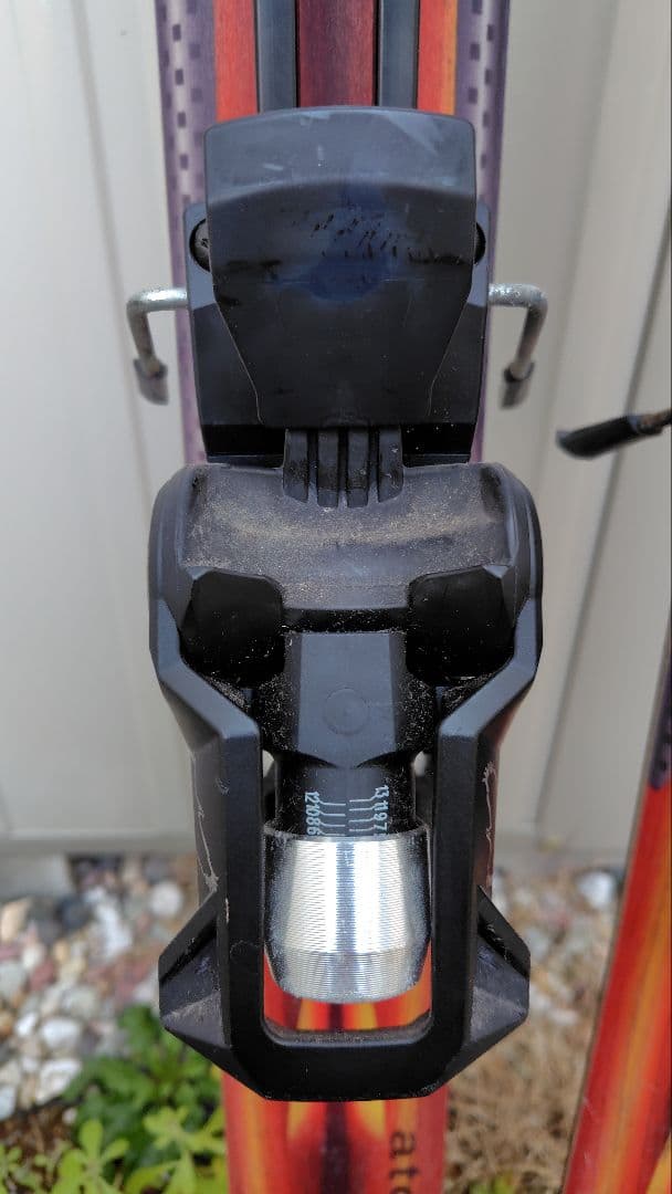 Atomic SNOOP daddy174 スキー板