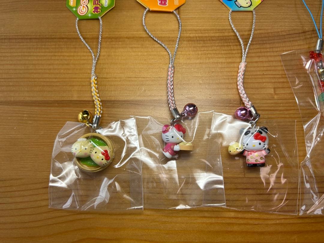 【レア】 ご当地キティ 根付け ストラップ 神戸中華街 4種セット