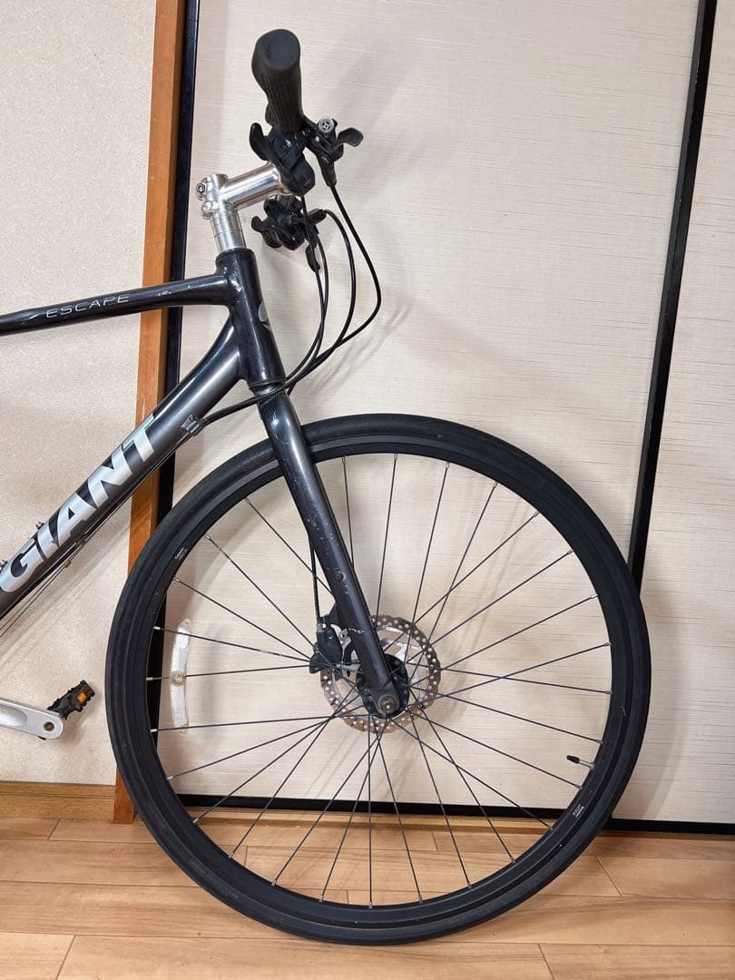 GIANT ESCAPE DISC クロスバイク　ジャイアント