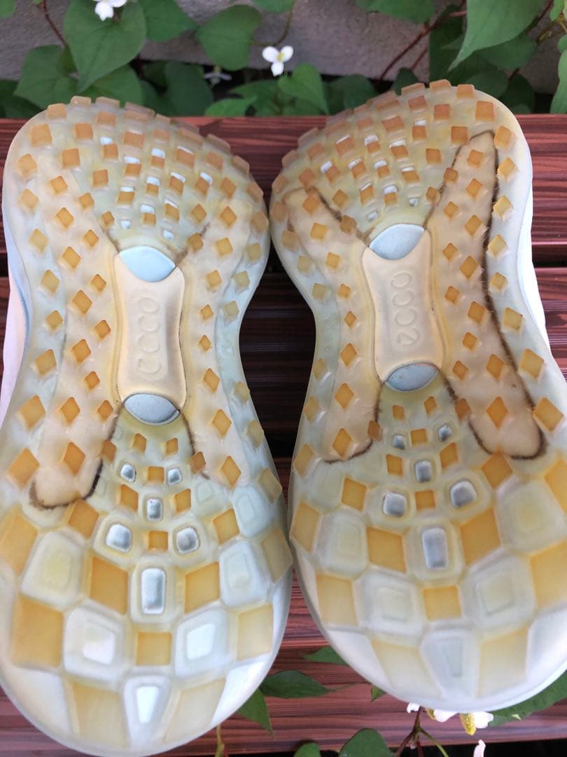 341番 美品 Ecco ゴルフシューズ 37 23.5cmスパイクレス