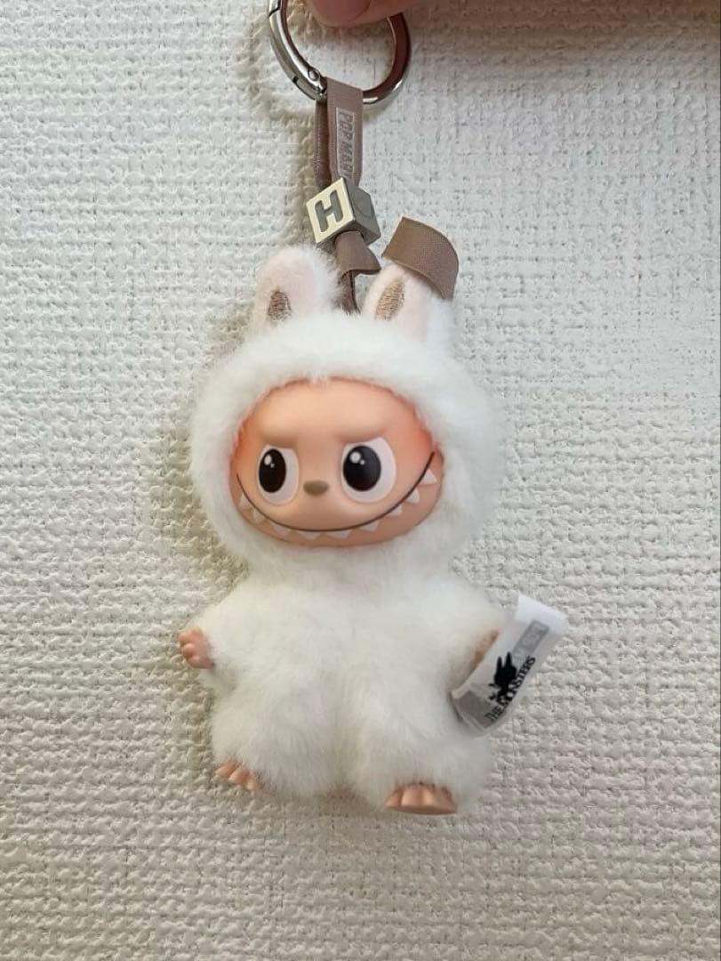 POPMART PIN FOR LOVE ぬいぐるみ ラブブ イニシャル　H