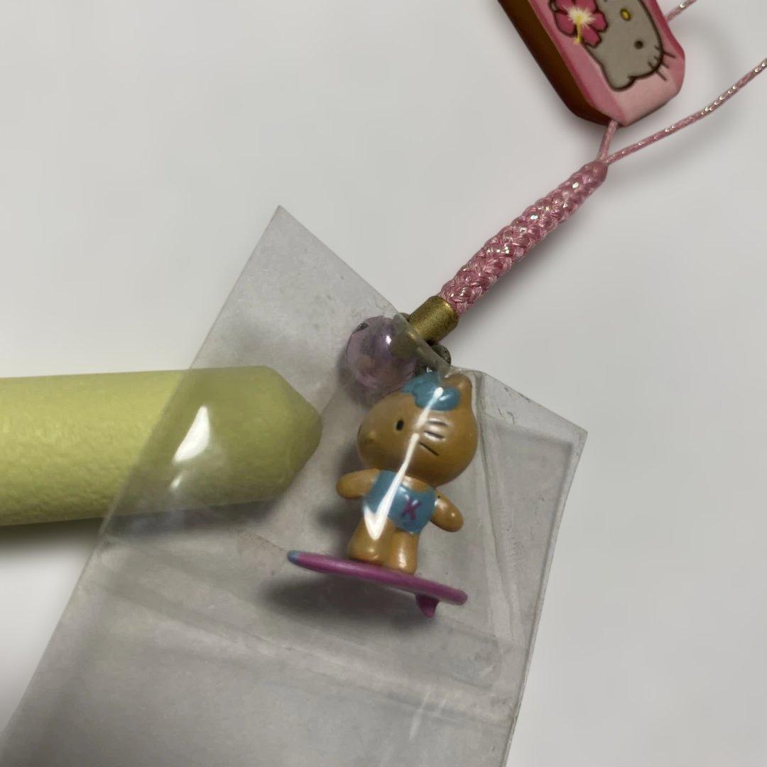 ハローキティ 根付けサーフィン ストラップ　日焼けキティ