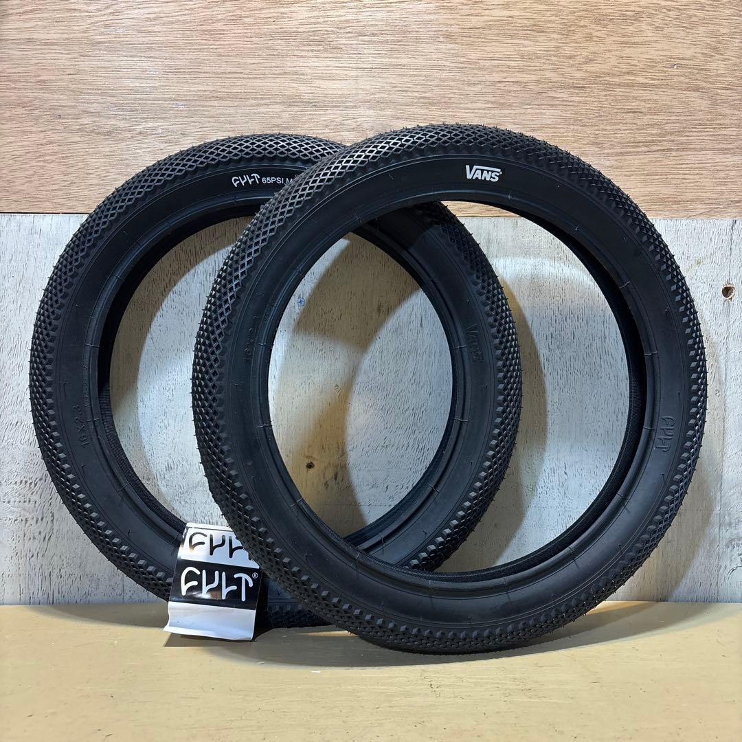 VANS x CULT TIRE BMX タイヤ 16” x 2.3” ブラック