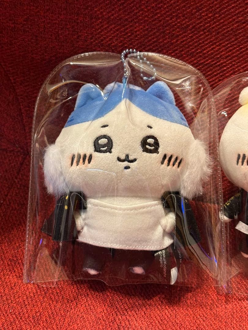 ちいかわ　東京卍リベンジャーズ　マスコット　ちいかわ　ハチワレ