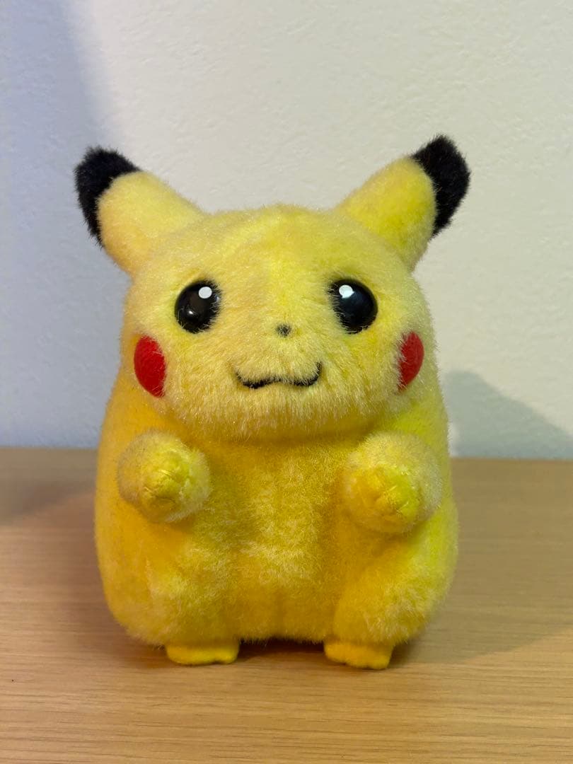 ピカチュウ TOMY ぬいぐるみ　初期
