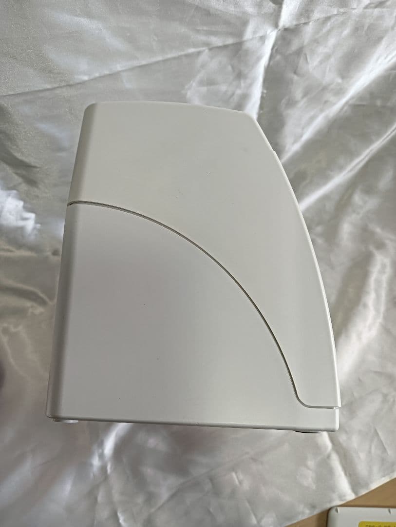 卓上型自動紙折り機 ORUMAN MA40