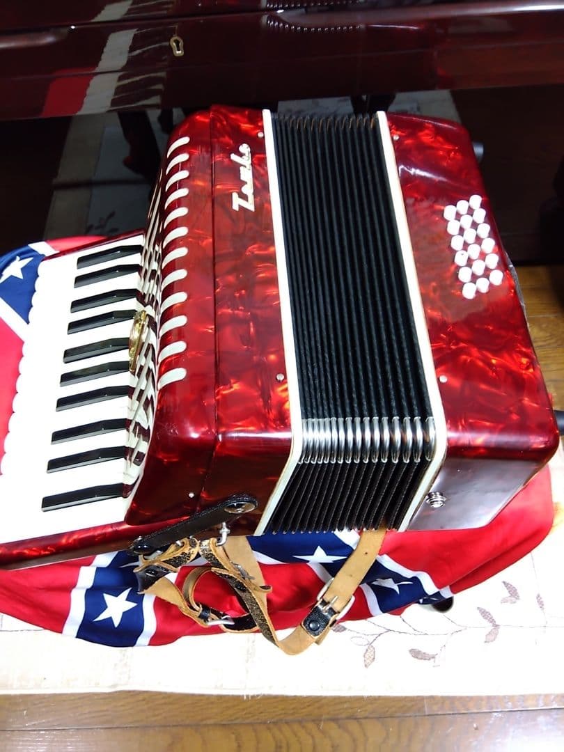 【動作品大幅なメンテ完了品】 トンボ アコーディオン No.28 赤（即演奏可）