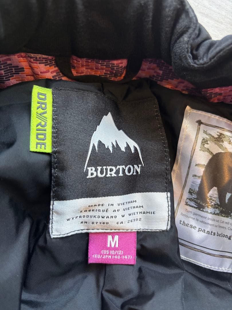 Burton ジュニア　スノーボードウェア　上下セット