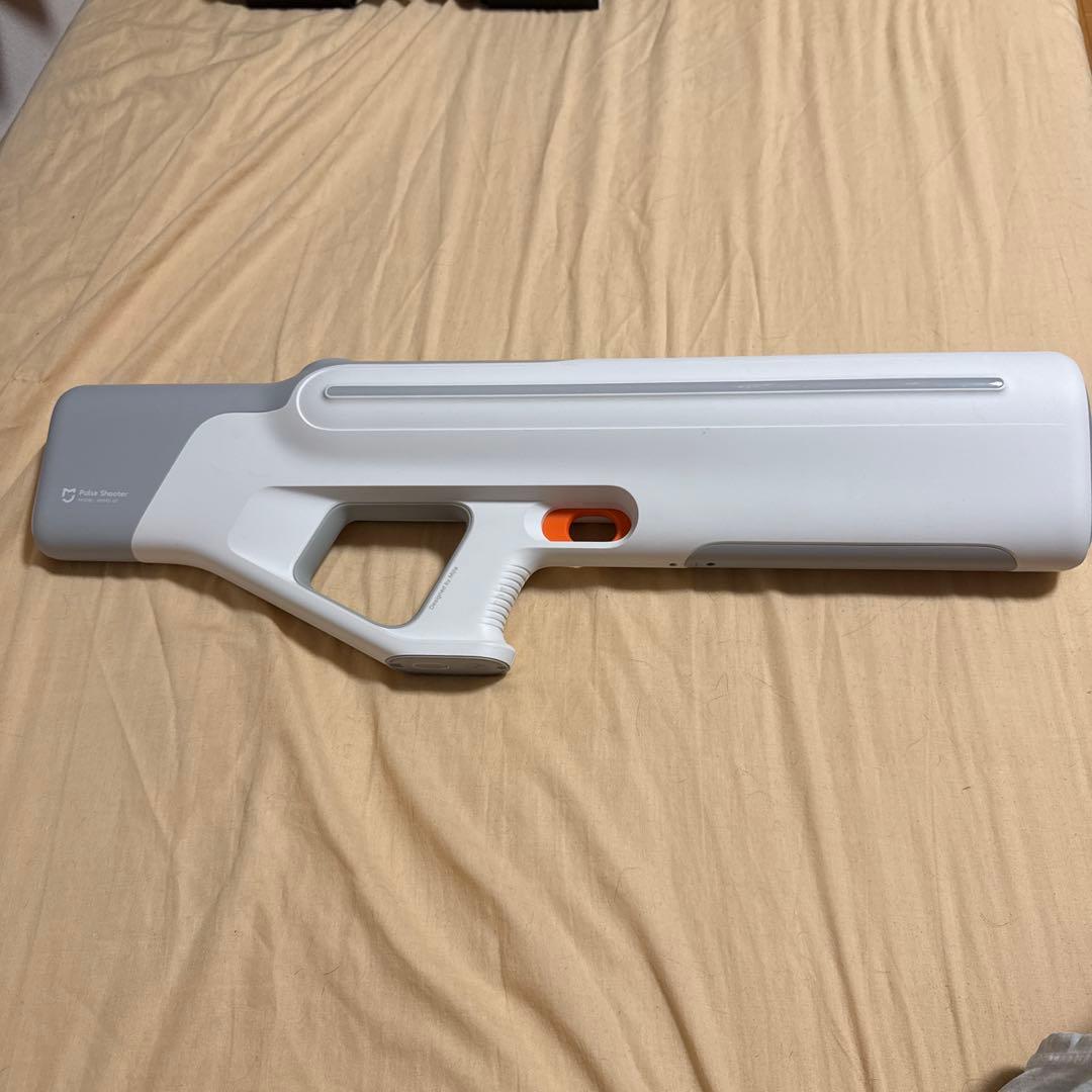 SNSで話題　xiaomi高級電動ウォーターガン