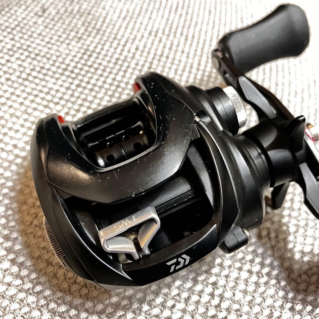 Daiwa TATULA 100SHL 左巻き ベイトリール ブラックバス