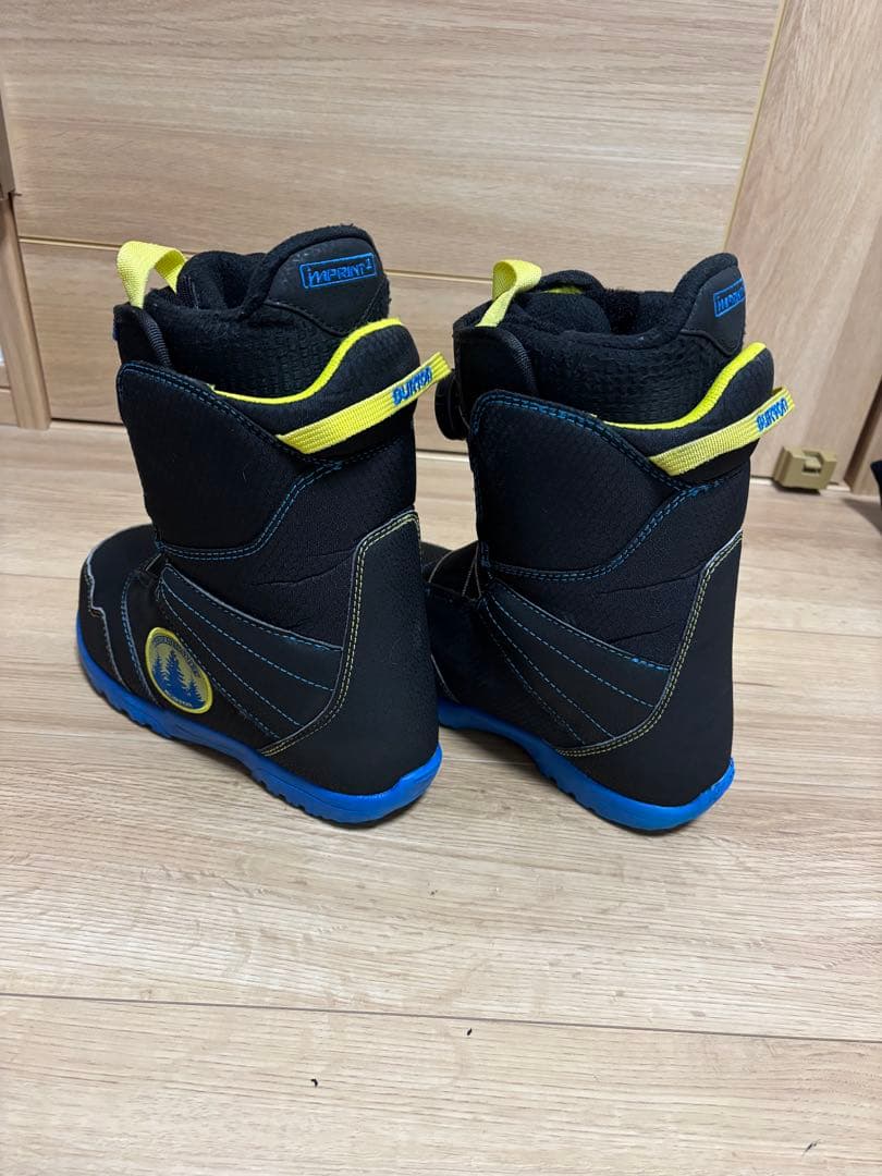 22センチ　Burton スノーボードブーツ 子ども用 黒/青/黄色