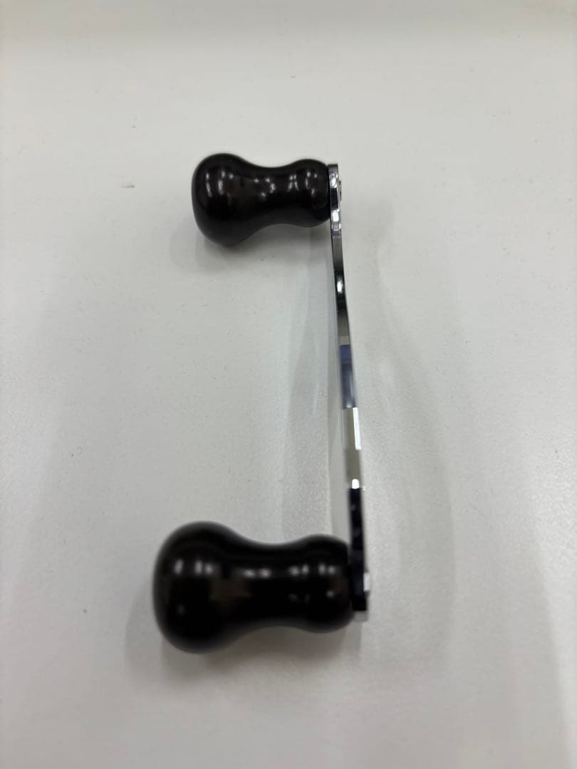 ラッティーツイスター stone head パワーハンドル 右用 90mm アブ