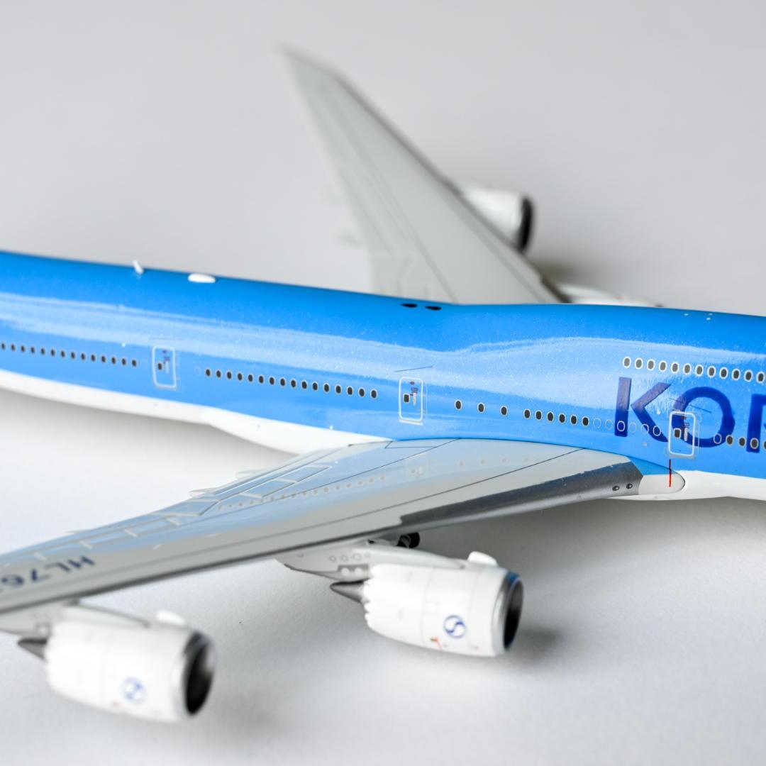 大韓航空 B747-8i 新塗装 HL7638 HX Models 1/400