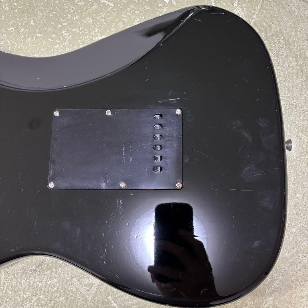 ジャパンヴィンテージ　Squier ストラト　日本製　(ネックを外して発送)