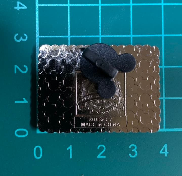 DISNEY PARKS PIN TRADING 2012 （7個セット）