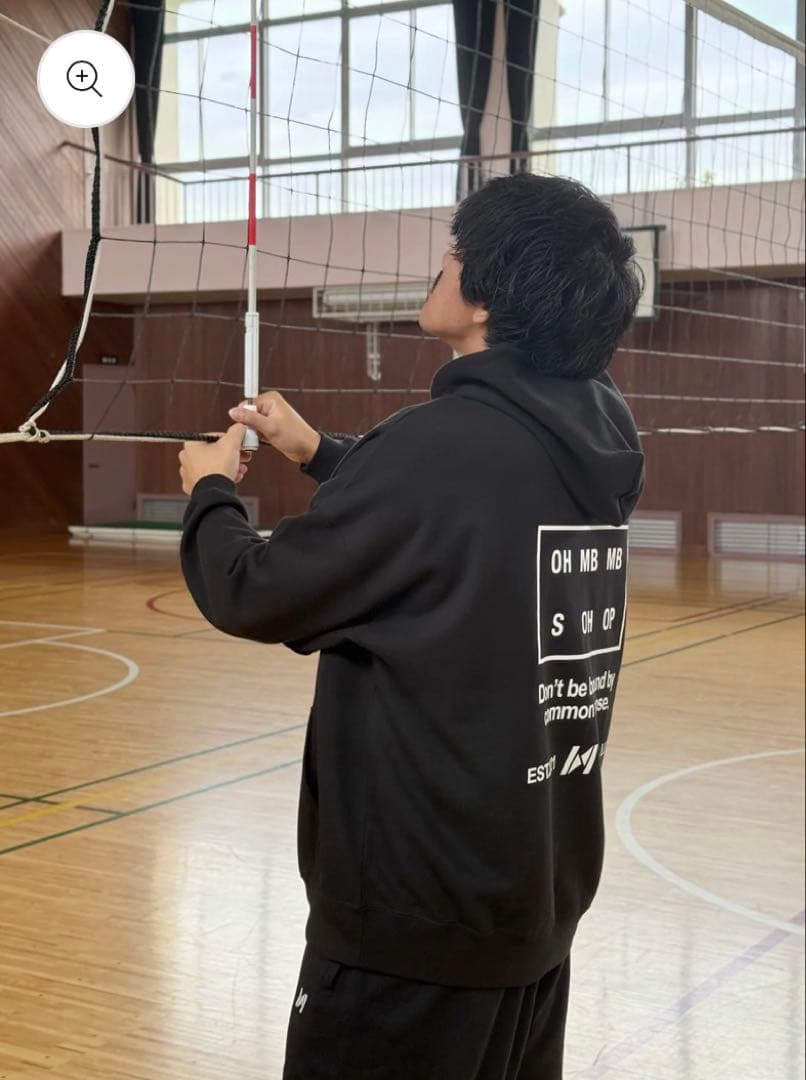 ELSALUTE フード付きパーカー 黒