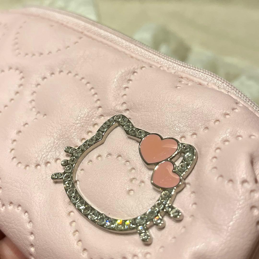 キティ ♡ハート型押し ラインストーンキラキラポーチ