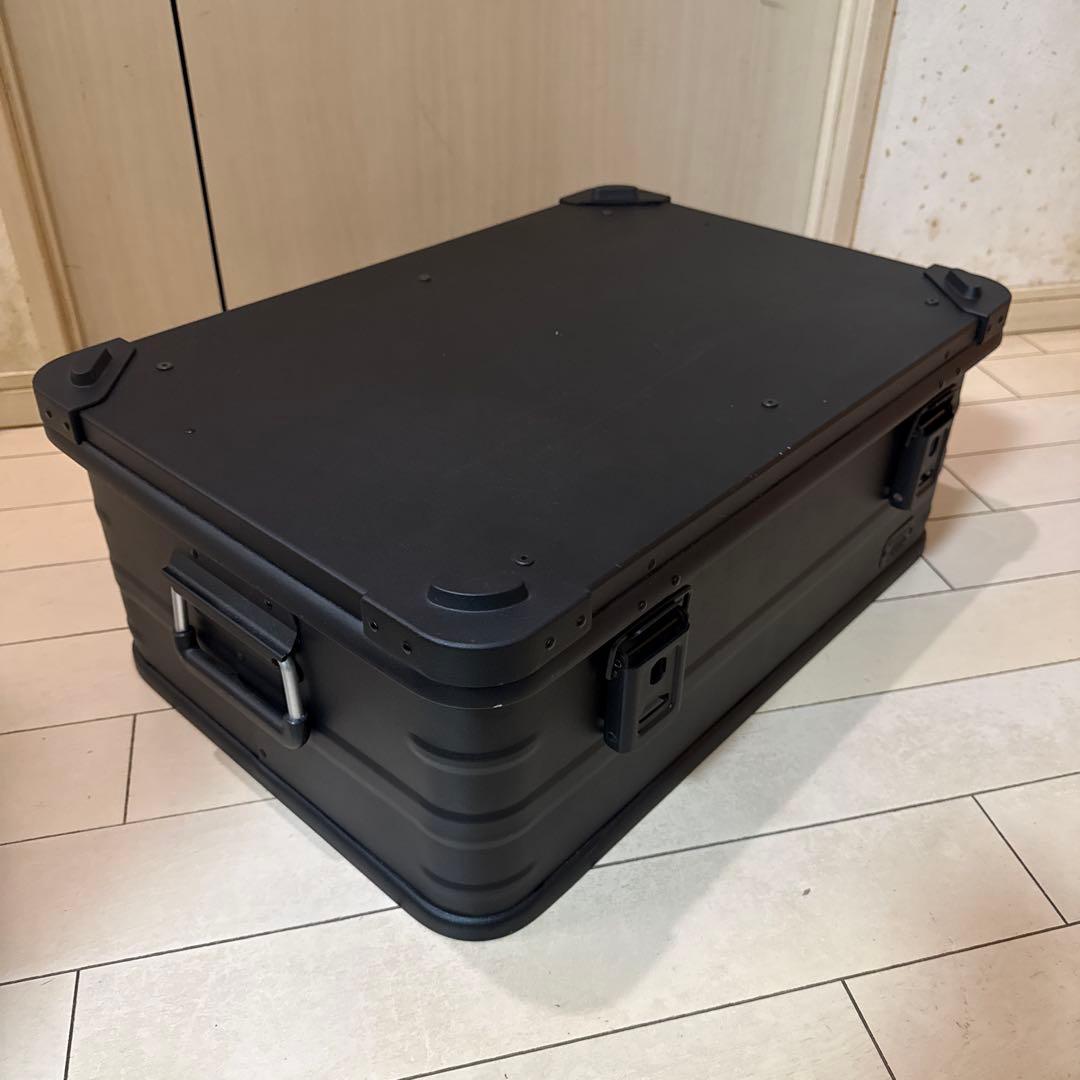 VENTLAX アルミコンテナ PANDORA ブラック46L 上蓋パネル付