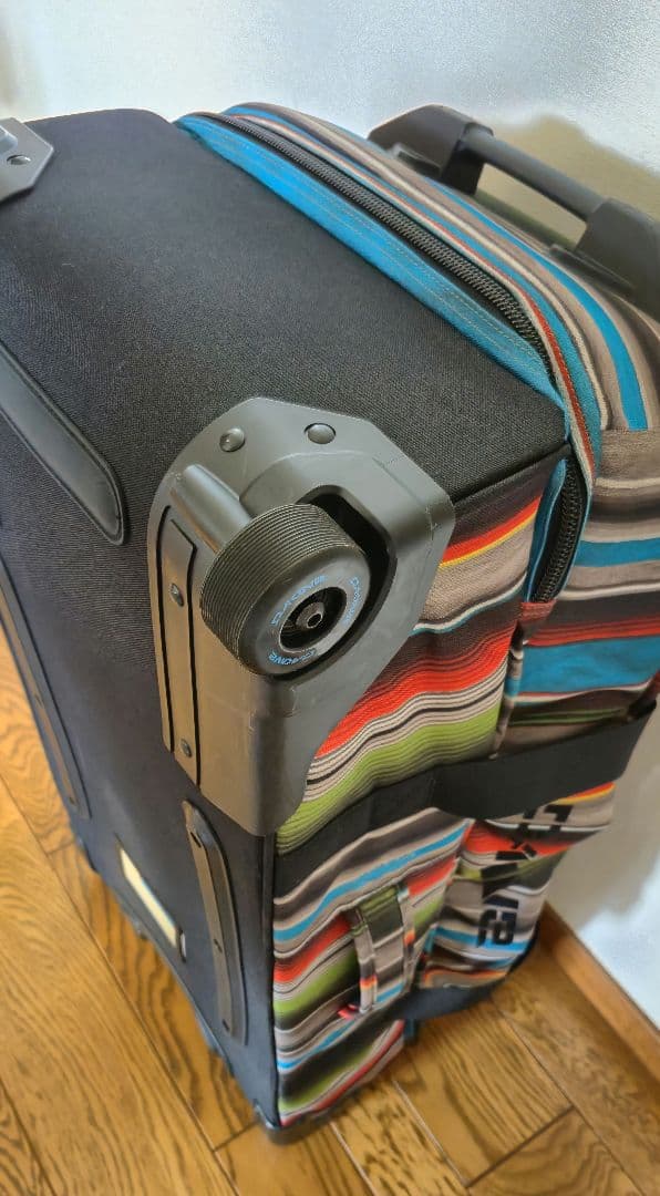 【希少】DAKINE　キャリーケース　スプリットローラー65L