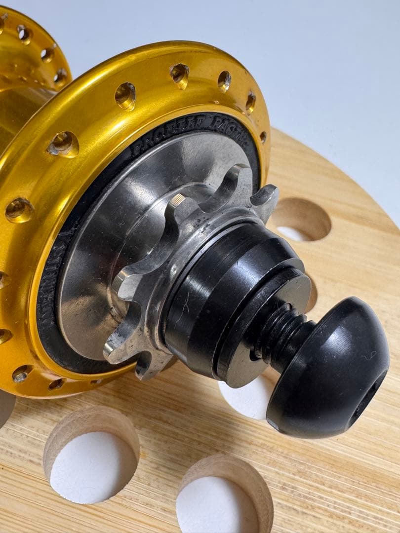 プロファイルレーシング　エリート　リアハブ　9T 36H BMX チタンコグ　右