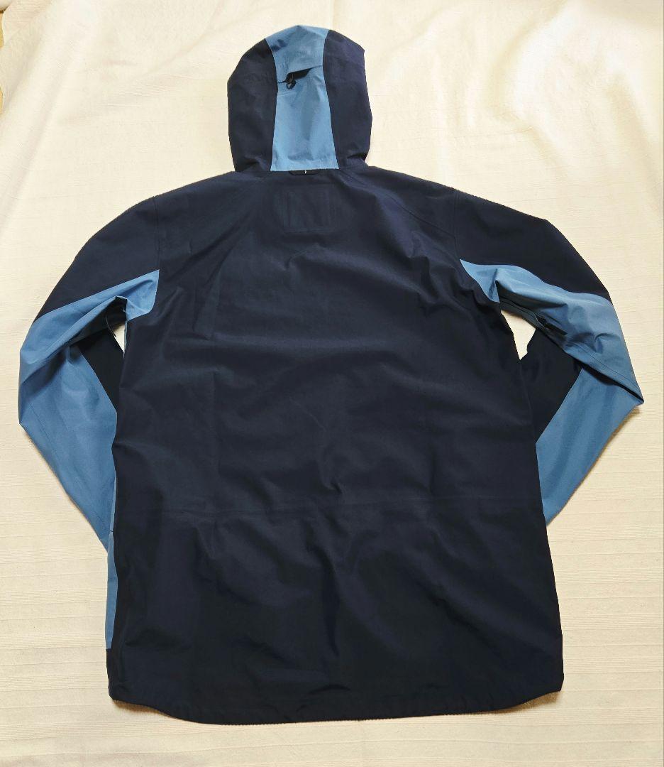 ☆PeakPerformance バーティカル3L GORE-TEX ☆