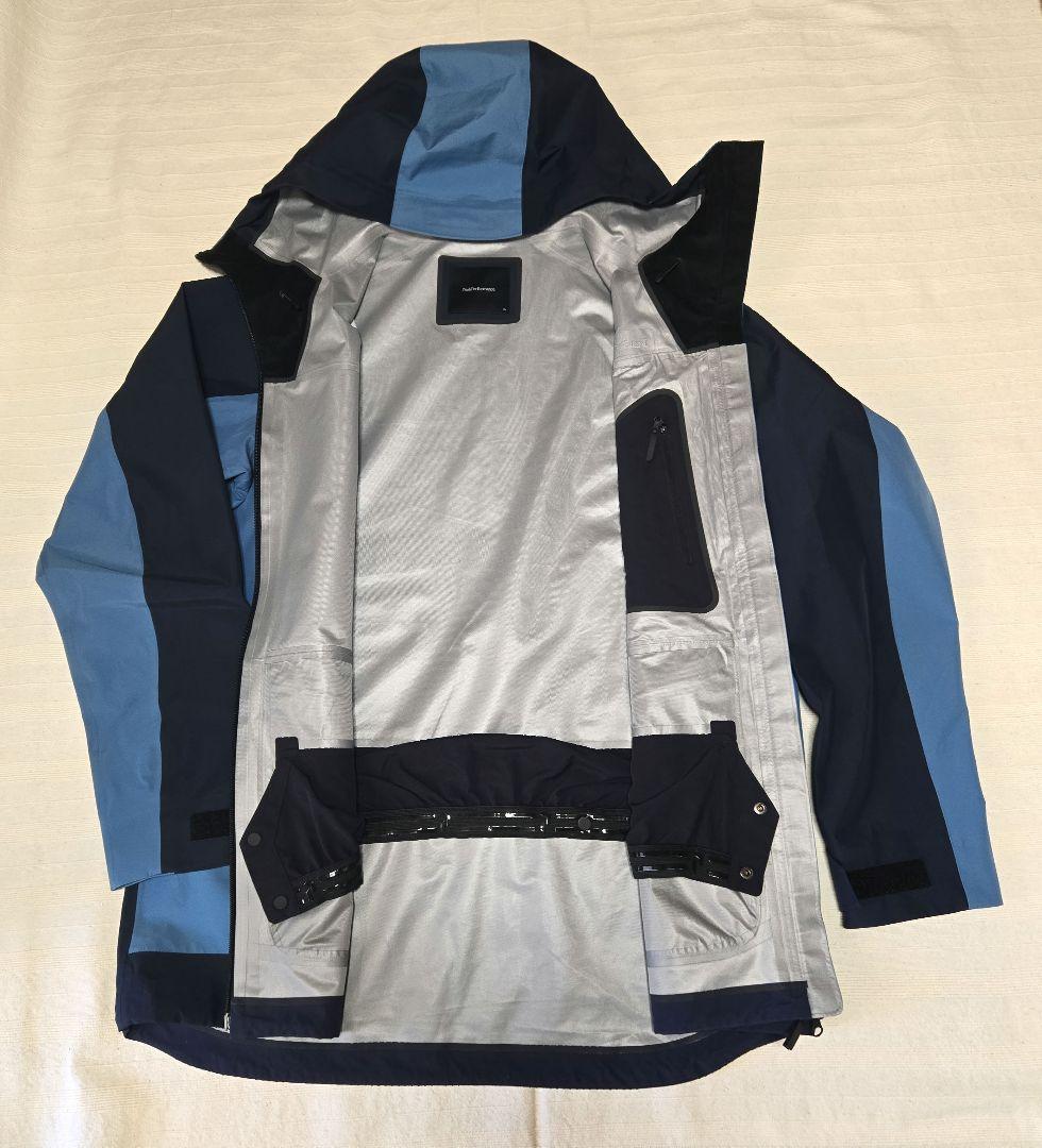 ☆PeakPerformance バーティカル3L GORE-TEX ☆