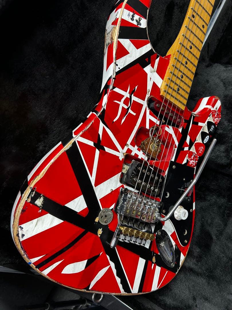 JUMP mv仕様！ペイサーヘッドフランキー!EVH p.u/floydrose