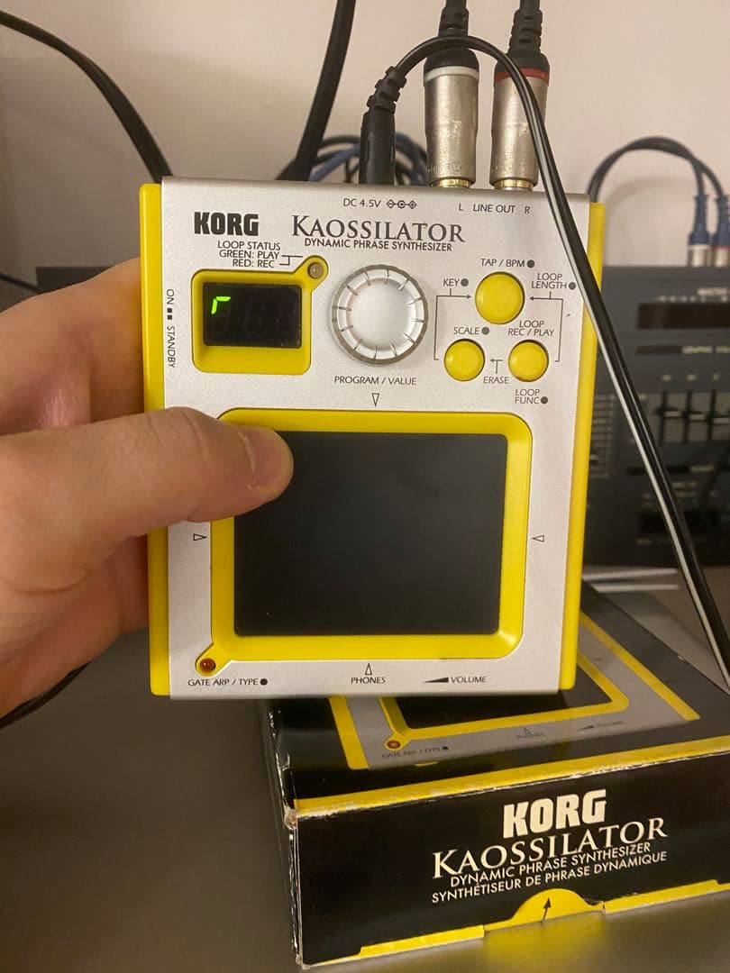 KORG KAOSSILATOR KO-1 シルバー/イエロー　ACアダプター