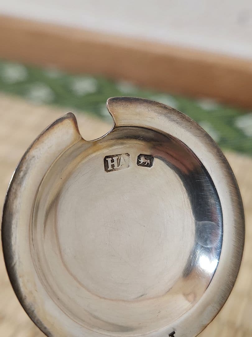 アンティーク　シルバー　ミニ調味料入れ　銀製　スターリングシルバー