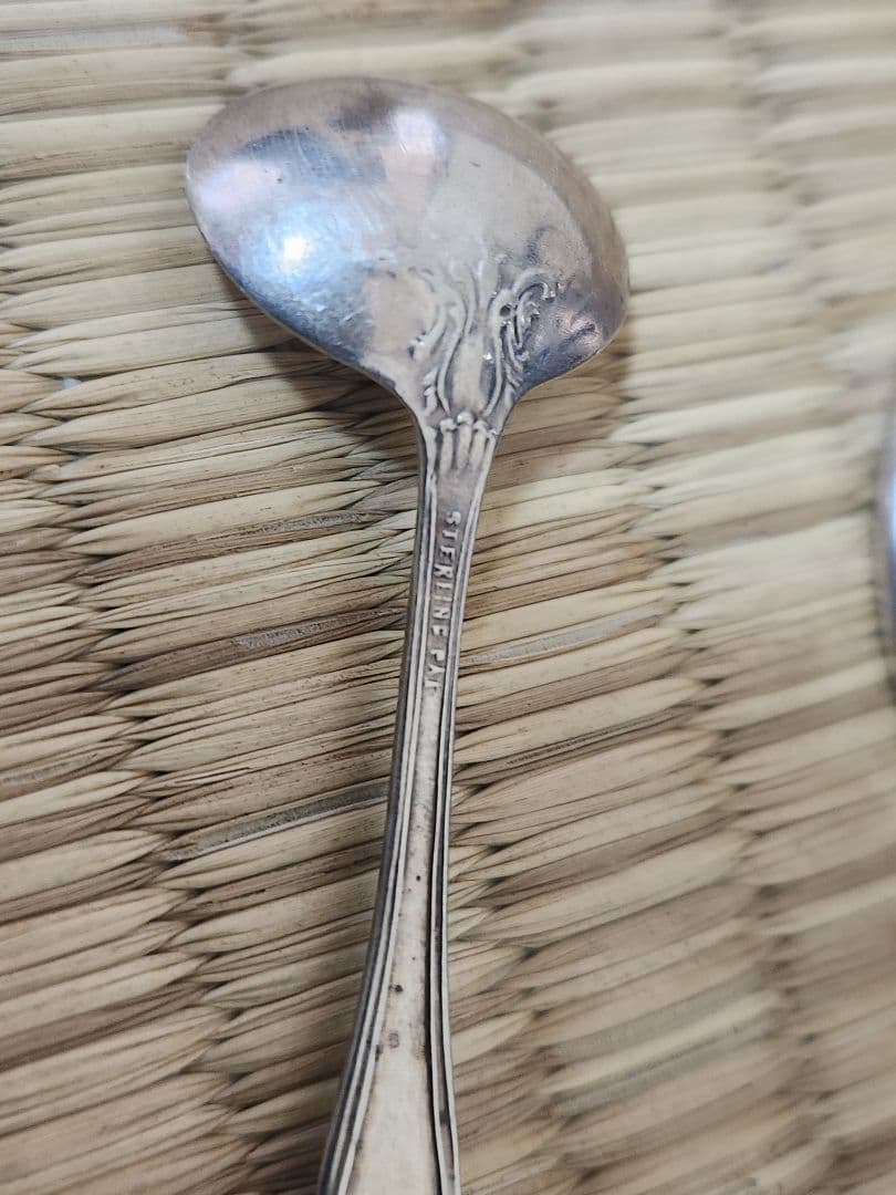 アンティーク　シルバー　ミニ調味料入れ　銀製　スターリングシルバー