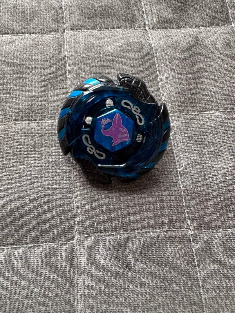 メタルファイトベイブレード　WBBA特別景品マーキュリーアヌビウス