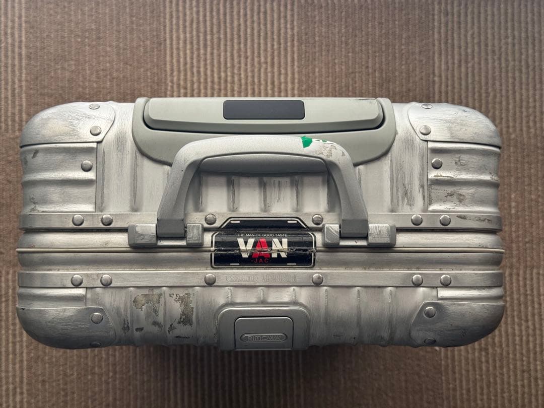 廃盤品 RIMOWA リモワトパーズ2輪 33L