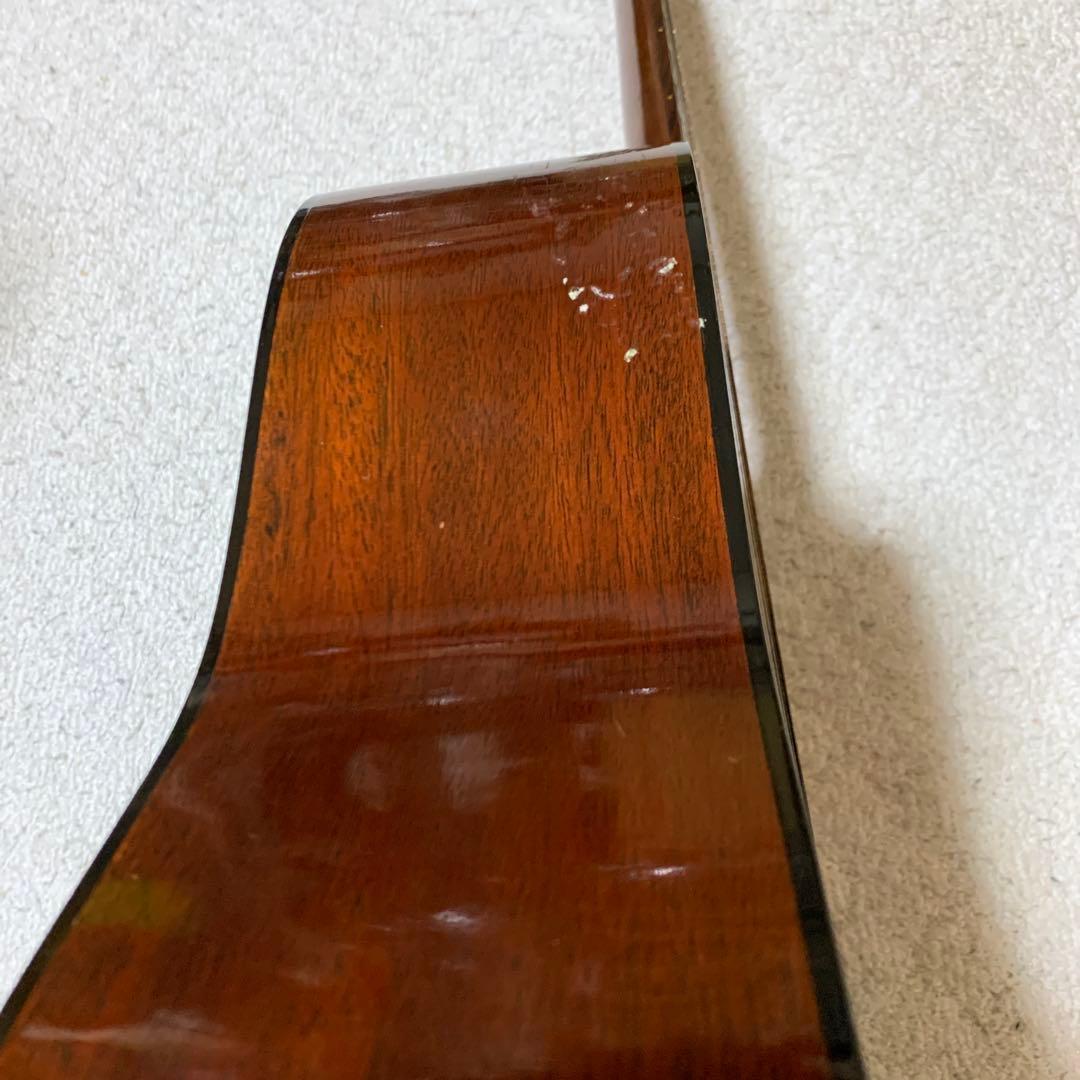 YAMAHA ヤマハ　FG-200 アコースティックギター　ハードケース付き