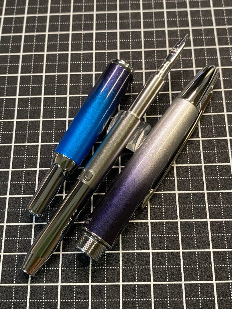 PILOT CAPLESS decimo KEGON 万年筆　字幅F