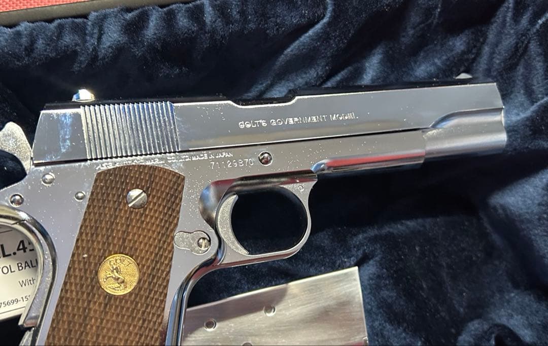 東京マルイ COLT Mk.Ⅳ シリーズ70 ニッケルフィニッシュ