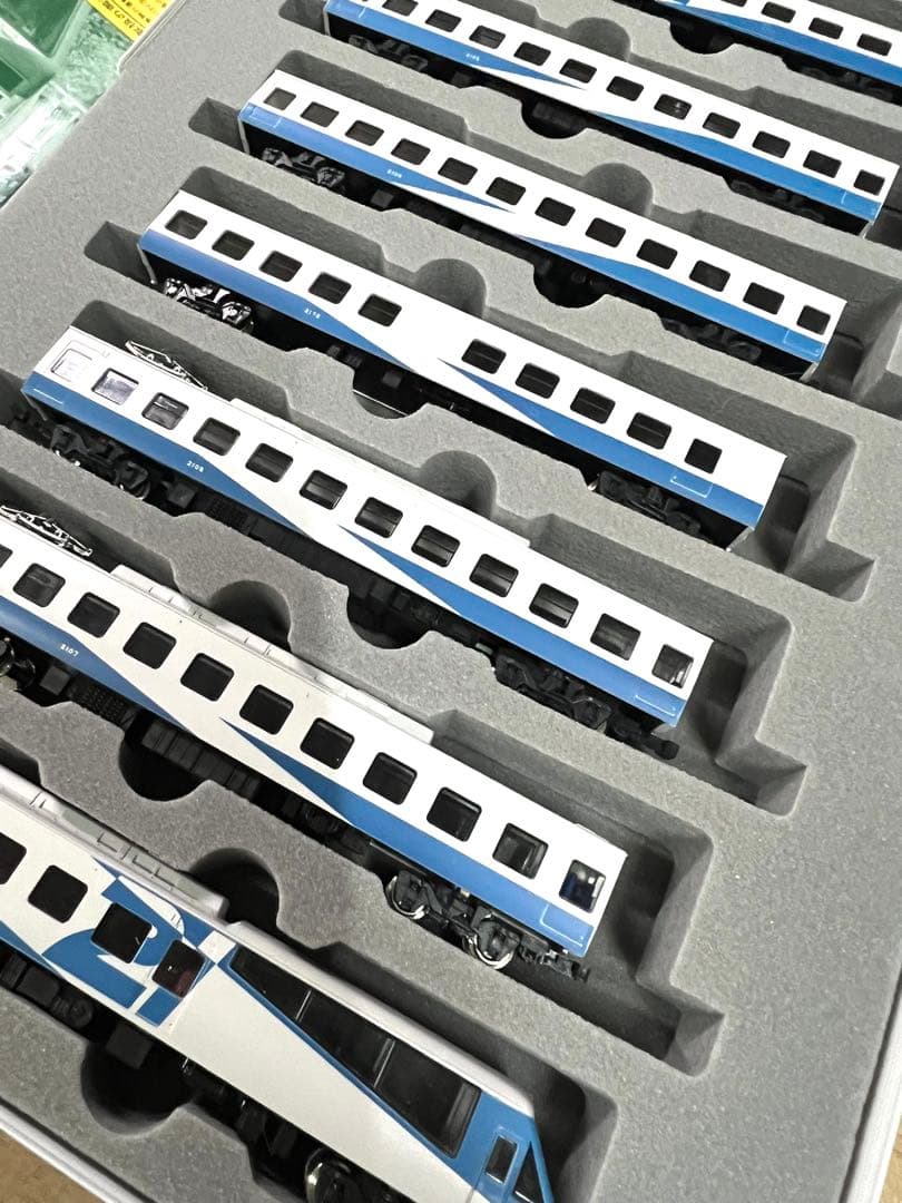 KATO 10-150 Resort21 伊豆急行2100系 リゾート21