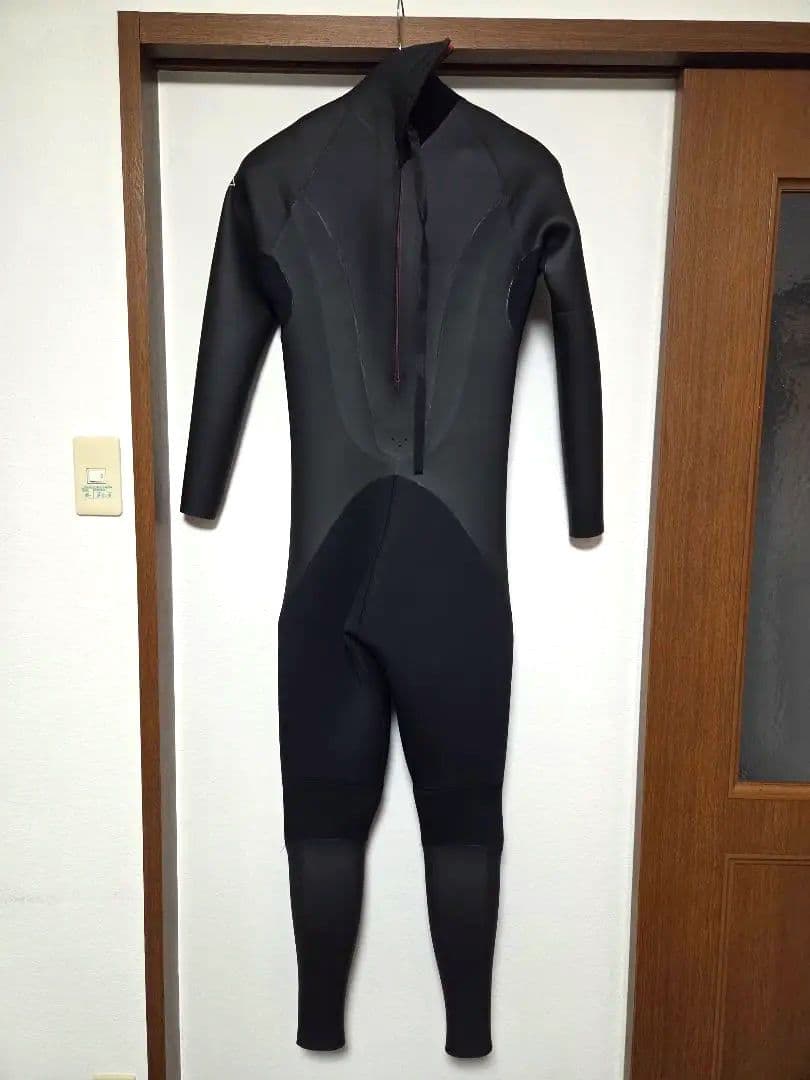 セミドライウェットスーツ 5㎜×3㎜ 美品
