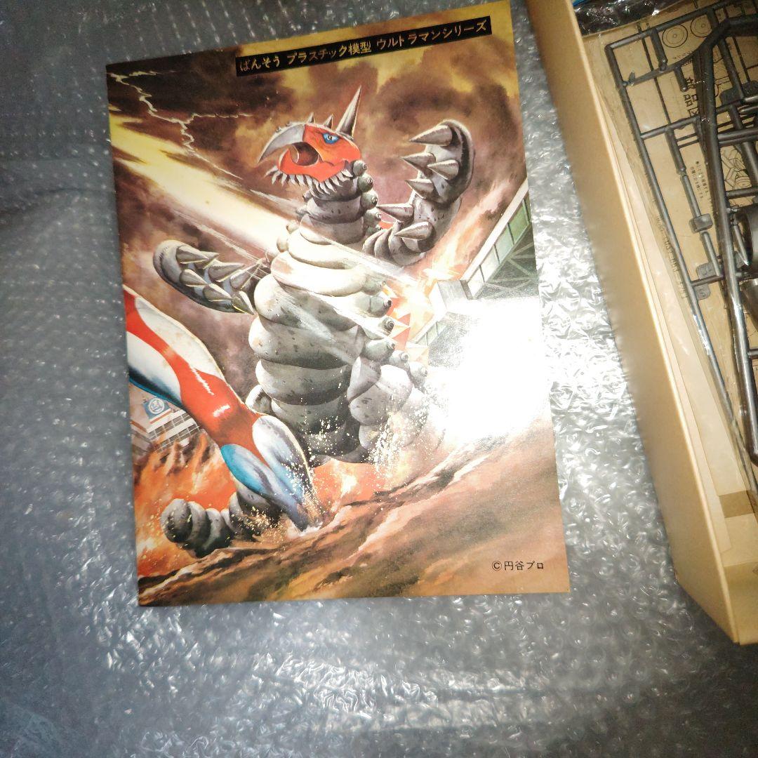 万創　ウルトラマンエース　タックスペース　プラモデル　未組立