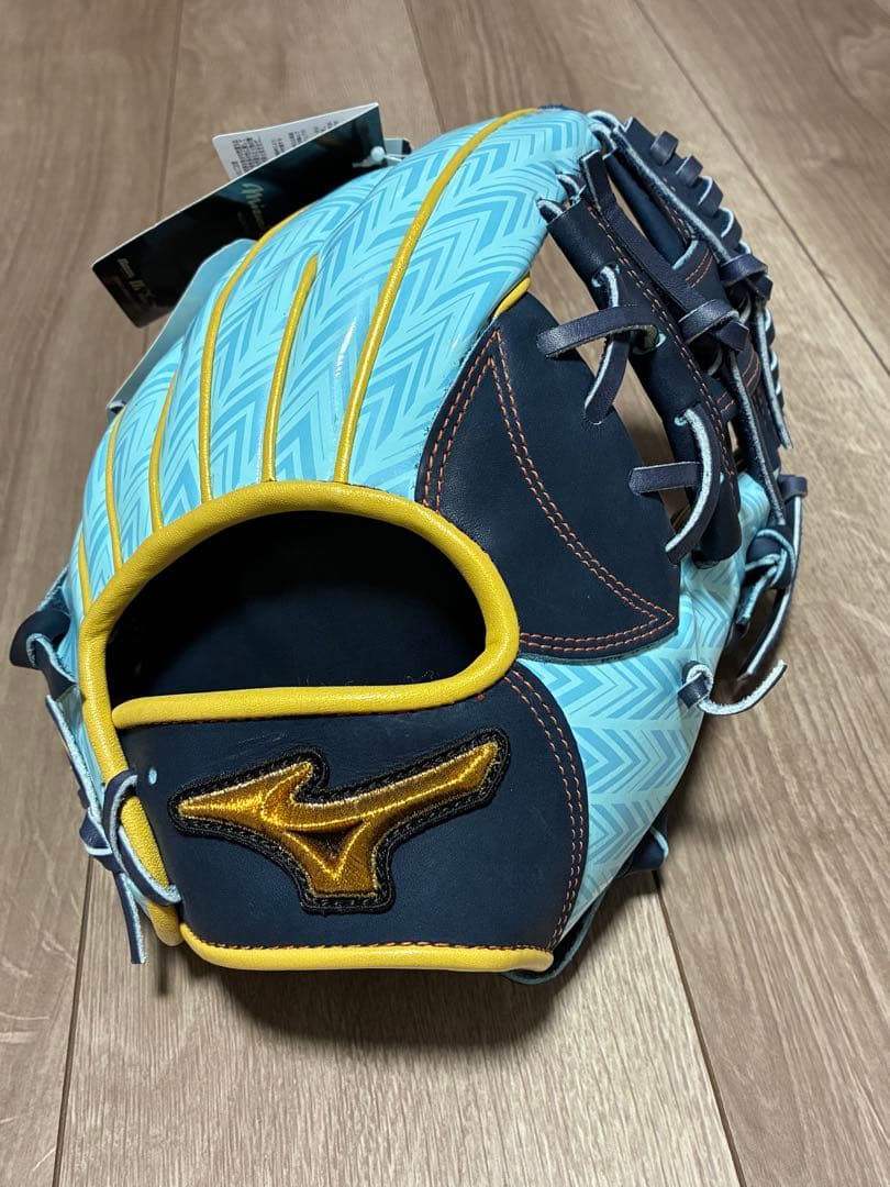 ミズノプロ　軟式用BSSショップ限定モデル　内野手用